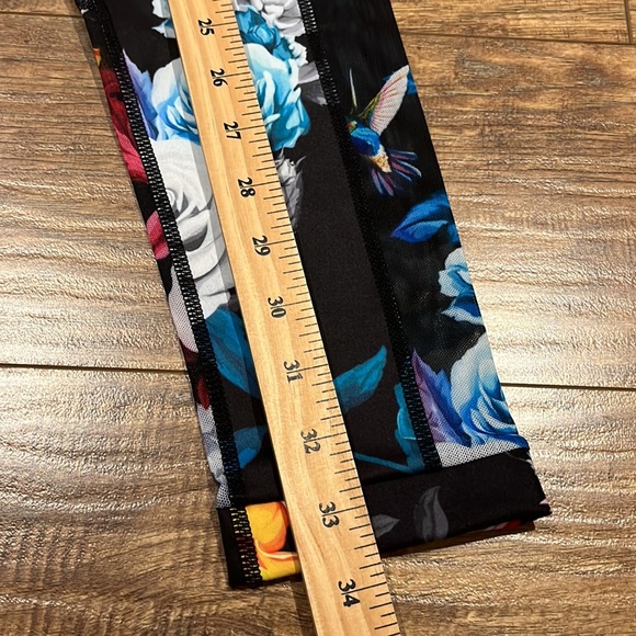 Zyia Active dark floral mesh high-rise 7/8 length leggings - Picture 5 of 10